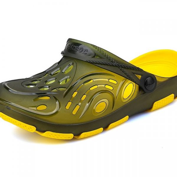 2021 New Men Summer Shoes Sandals Men Holes Sandals Fashion Outdoor Beach Slippers eva clog
